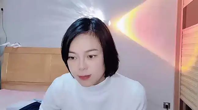 Linda-LL online show from 12.26.24