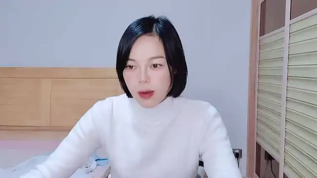 Linda-LL online show from 12.26.24