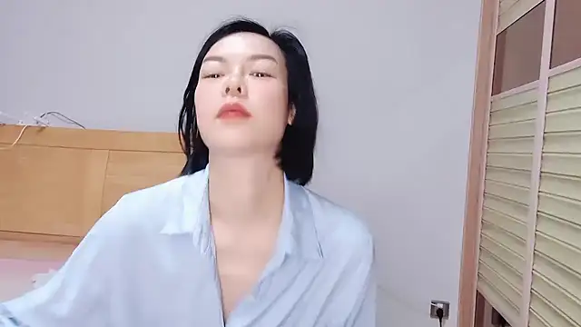 Linda-LL online show from 12.28.24