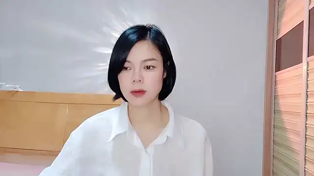Linda-LL online show from 12.31.24
