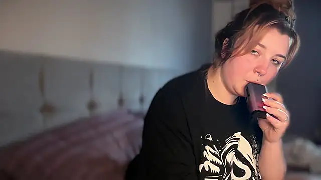 Curvy Rosie99 online show from 04.16.26