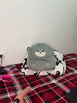 Snapshot of paisitahot1975 chatting on 11.08.25 paisitahot1975 online show from 11.08.25