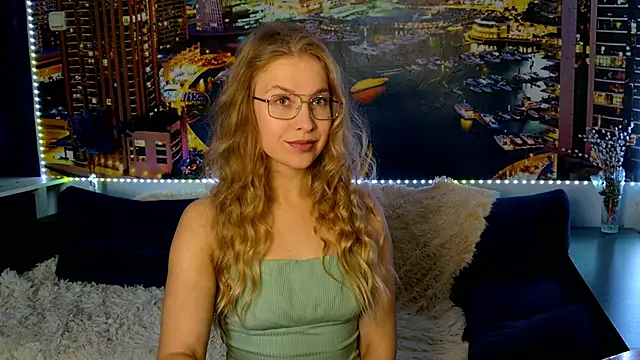 Snapshot of pusyavykusya chatting on 10.23.25 pusyavykusya online show from 10.23.25