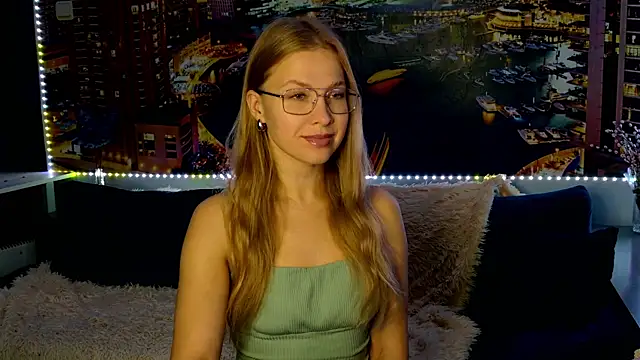 Snapshot of pusyavykusya chatting on 11.06.25 pusyavykusya online show from 11.06.25