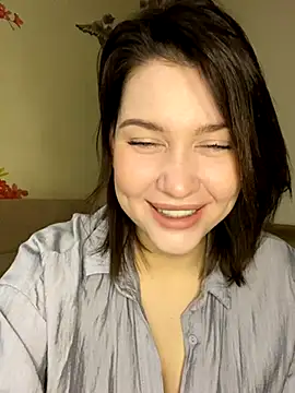 KikiWatson online show from 12.05.24