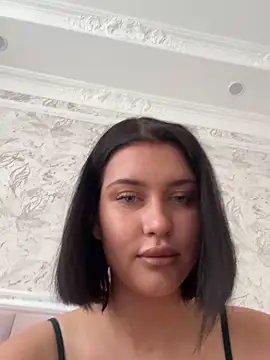 KikiWatson online show from 02.06.26