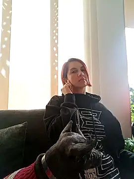 your red rose  online show from 12.25.24