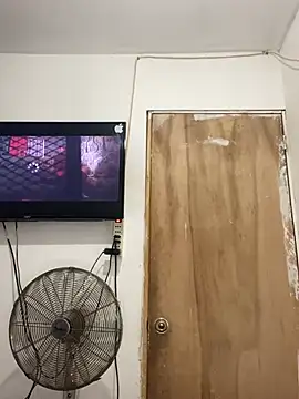 Snapshot of LatinBoysxxx chatting on 01.23.25 LatinBoysxxx online show from 01.23.25