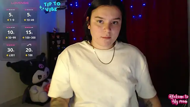 Snapshot of Nika_1_ chatting on 10.10.25 Nika 1 online show from 10.10.25