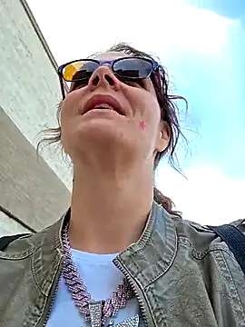 Snapshot of thatonespicychick chatting on 09.29.25 thatonespicychick online show from 09.29.25