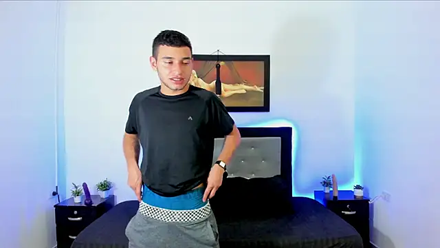 xXHot MalesXx online show from 03.14.25