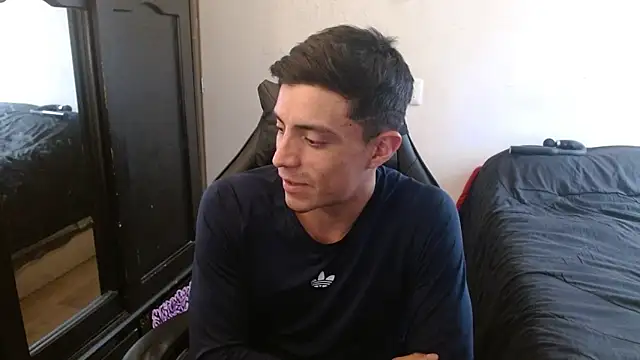 kv   xxx  online show from 09.30.25