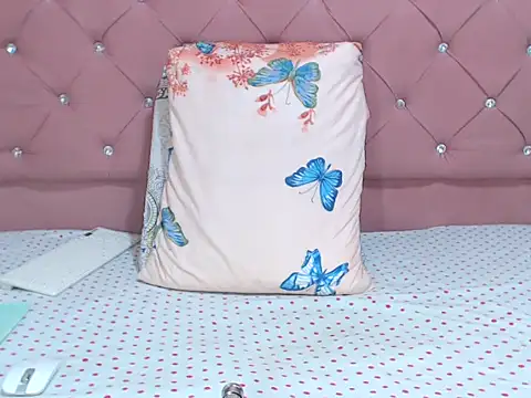 Snapshot of sharonbrown28 chatting on 10.07.25 sharonbrown28 online show from 10.07.25