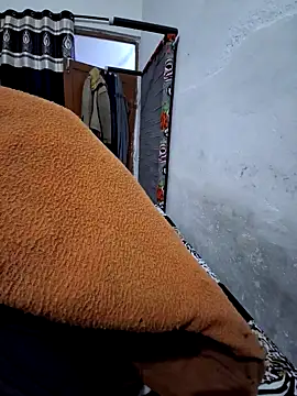 Snapshot of menakshiiikaur chatting on 12.20.24 menakshiiikaur online show from 12.20.24