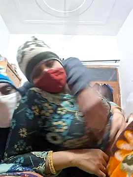 Snapshot of menakshiiikaur chatting on 02.01.25 menakshiiikaur online show from 02.01.25