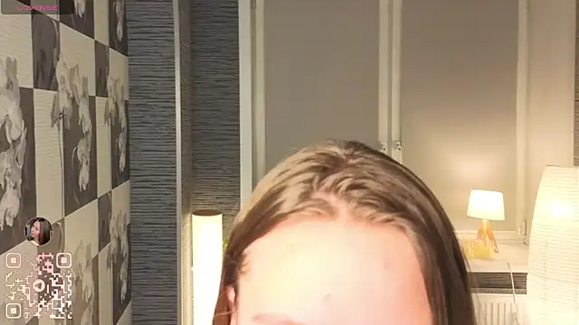 Snapshot of EthalBuffkin chatting on 10.18.25 EthalBuffkin online show from 10.18.25