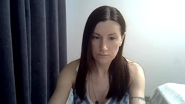 Snapshot of jainesummer chatting on 12.17.24 jainesummer online show from 12.17.24