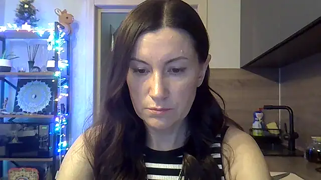 Snapshot of jainesummer chatting on 12.27.24 jainesummer online show from 12.27.24