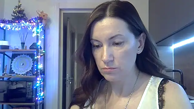 Snapshot of jainesummer chatting on 01.09.25 jainesummer online show from 01.09.25