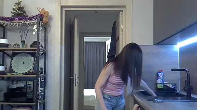 Snapshot of jainesummer chatting on 01.10.25 jainesummer online show from 01.10.25