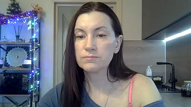 Snapshot of jainesummer chatting on 01.24.25 jainesummer online show from 01.24.25