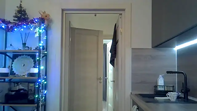 Snapshot of jainesummer chatting on 01.27.25 jainesummer online show from 01.27.25