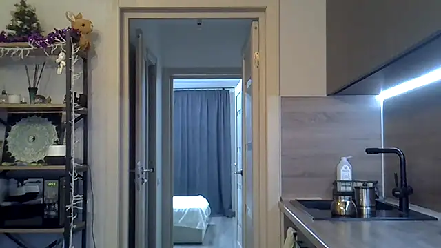 Snapshot of jainesummer chatting on 01.30.25 jainesummer online show from 01.30.25