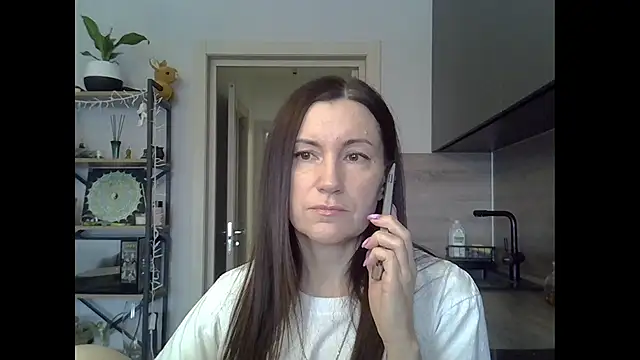 Snapshot of jainesummer chatting on 02.14.25 jainesummer online show from 02.14.25