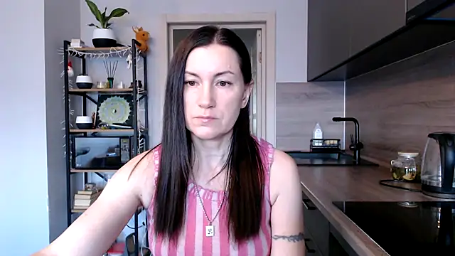 Snapshot of jainesummer chatting on 02.24.25 jainesummer online show from 02.24.25