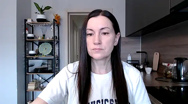 Snapshot of jainesummer chatting on 02.25.25 jainesummer online show from 02.25.25