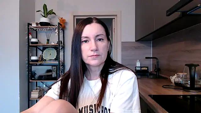 Snapshot of jainesummer chatting on 03.04.25 jainesummer online show from 03.04.25