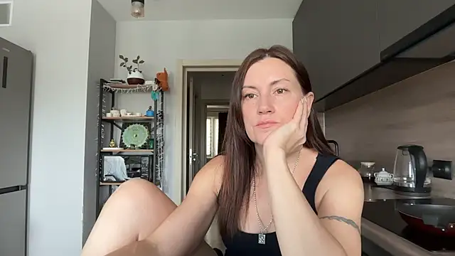 Snapshot of jainesummer chatting on 09.12.25 jainesummer online show from 09.12.25