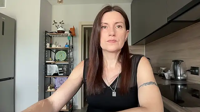 Snapshot of jainesummer chatting on 09.26.25 jainesummer online show from 09.26.25