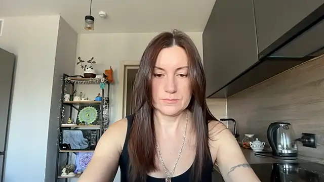 Snapshot of jainesummer chatting on 09.29.25 jainesummer online show from 09.29.25