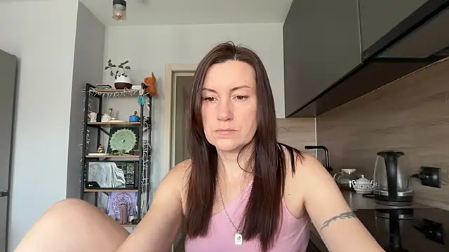 Snapshot of jainesummer chatting on 10.21.25 jainesummer online show from 10.21.25