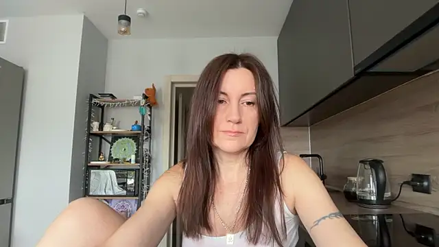 Snapshot of jainesummer chatting on 10.23.25 jainesummer online show from 10.23.25