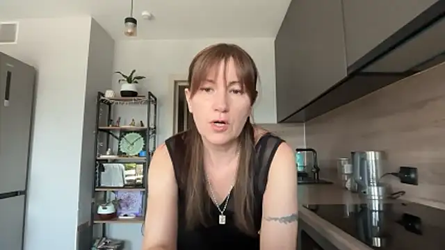 Snapshot of jainesummer chatting on 06.08.26 jainesummer online show from 06.08.26