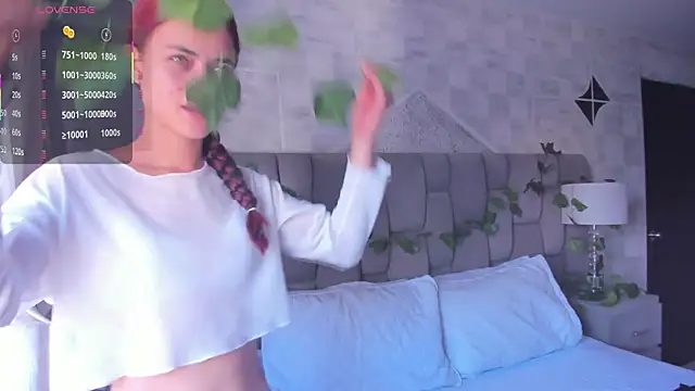 HannaRhodes online show from 01.22.25