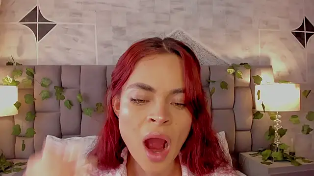 HannaRhodes online show from 01.23.25