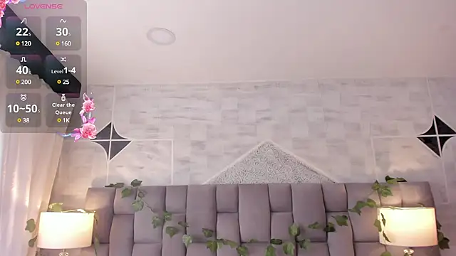 HannaRhodes online show from 01.24.25