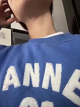 HannaRhodes online show from 01.25.25