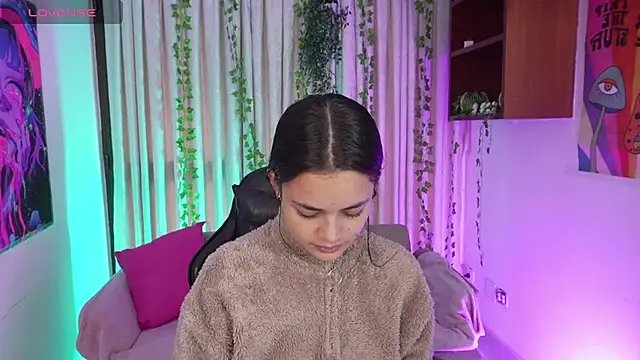 HannaRhodes online show from 02.02.26