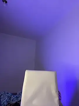 MadelineBenet online show from 02.05.26