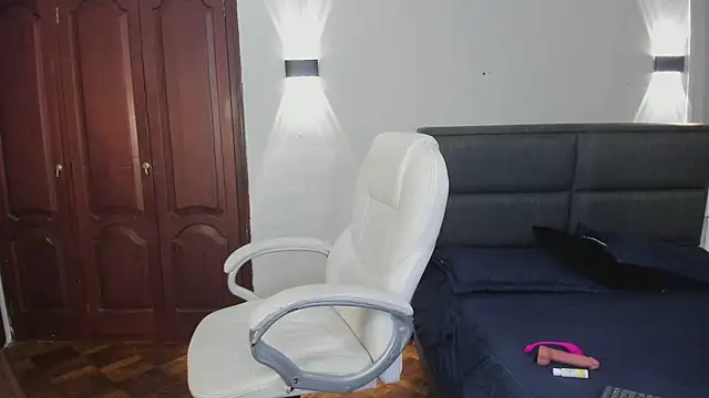  kylie  smith  online show from 03.19.25