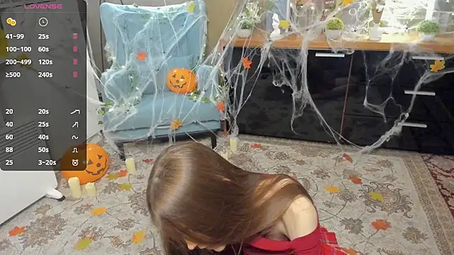 Snapshot of DarleneHatt chatting on 11.02.25 DarleneHatt online show from 11.02.25