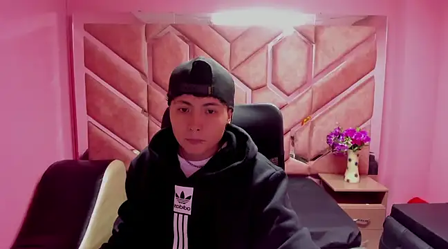 Snapshot of Im_Mathias chatting on 01.14.25 Im Mathias online show from 01.14.25