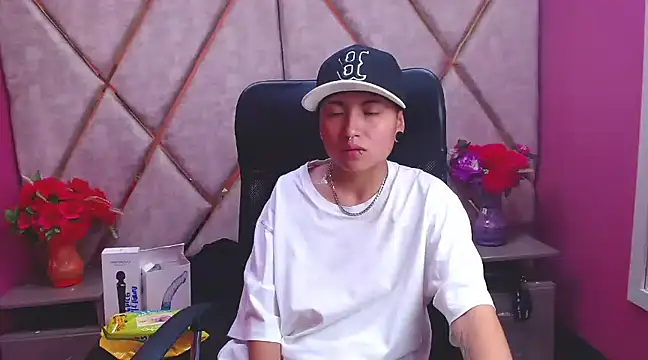 Snapshot of Im_Mathias chatting on 02.01.25 Im Mathias online show from 02.01.25