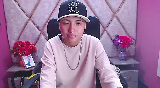 Snapshot of Im_Mathias chatting on 02.06.25 Im Mathias online show from 02.06.25