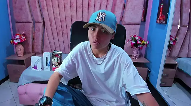 Snapshot of Im_Mathias chatting on 03.05.25 Im Mathias online show from 03.05.25