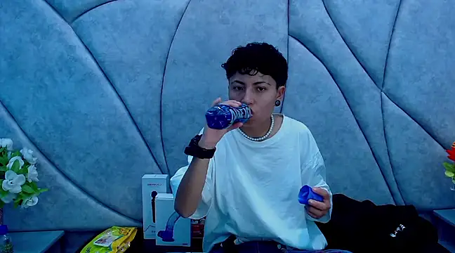 Snapshot of Im_Mathias chatting on 03.21.25 Im Mathias online show from 03.21.25